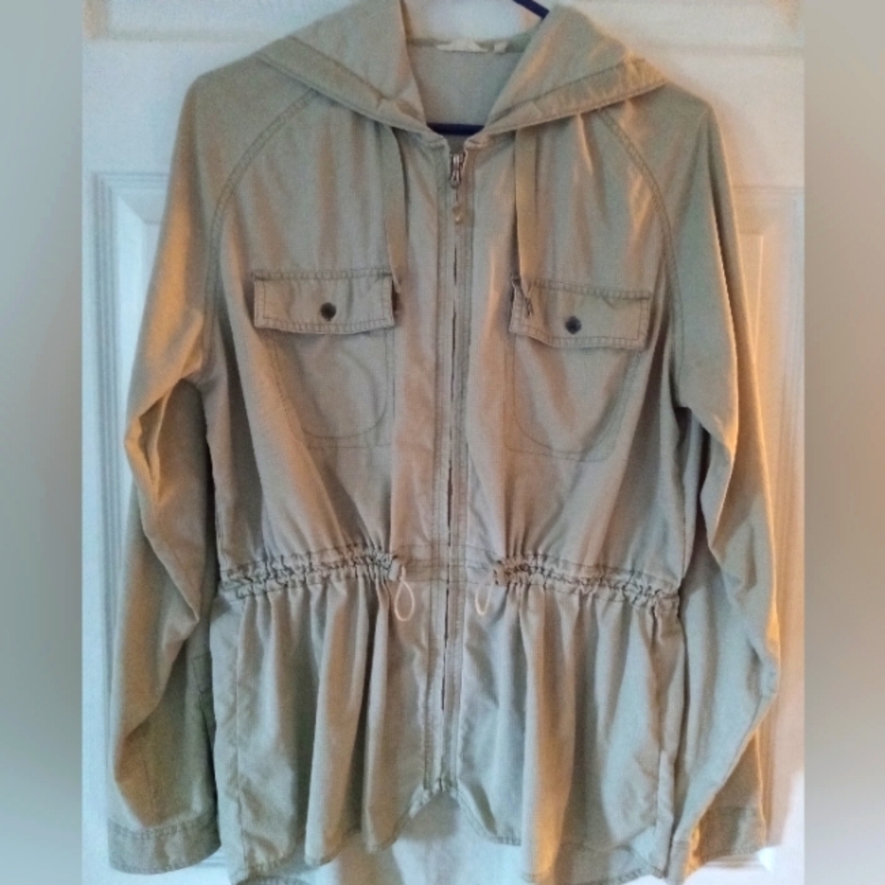 Women's tent size medium jacket